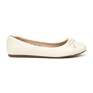 BATA WHITE BALLERINA