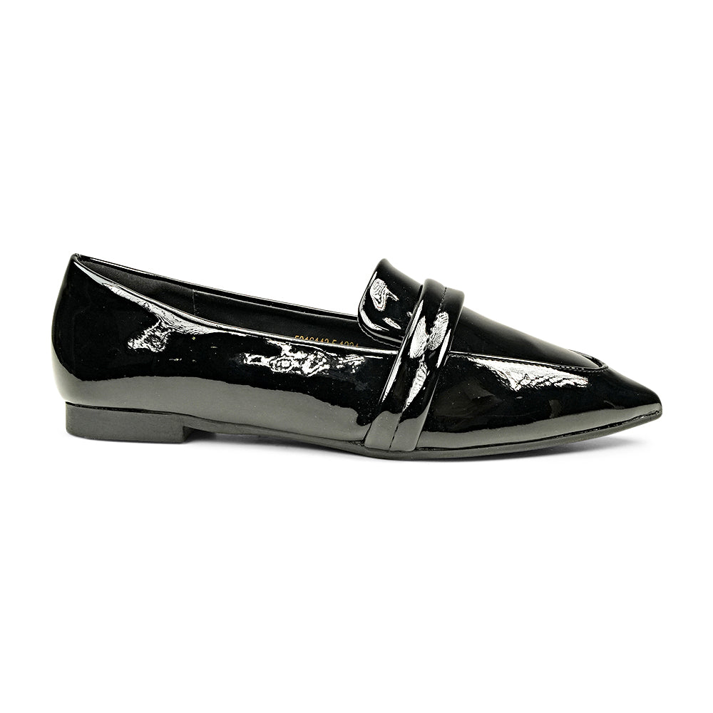 BATA (WOMEN) TILLY LADIES CLOSED BALLERINA