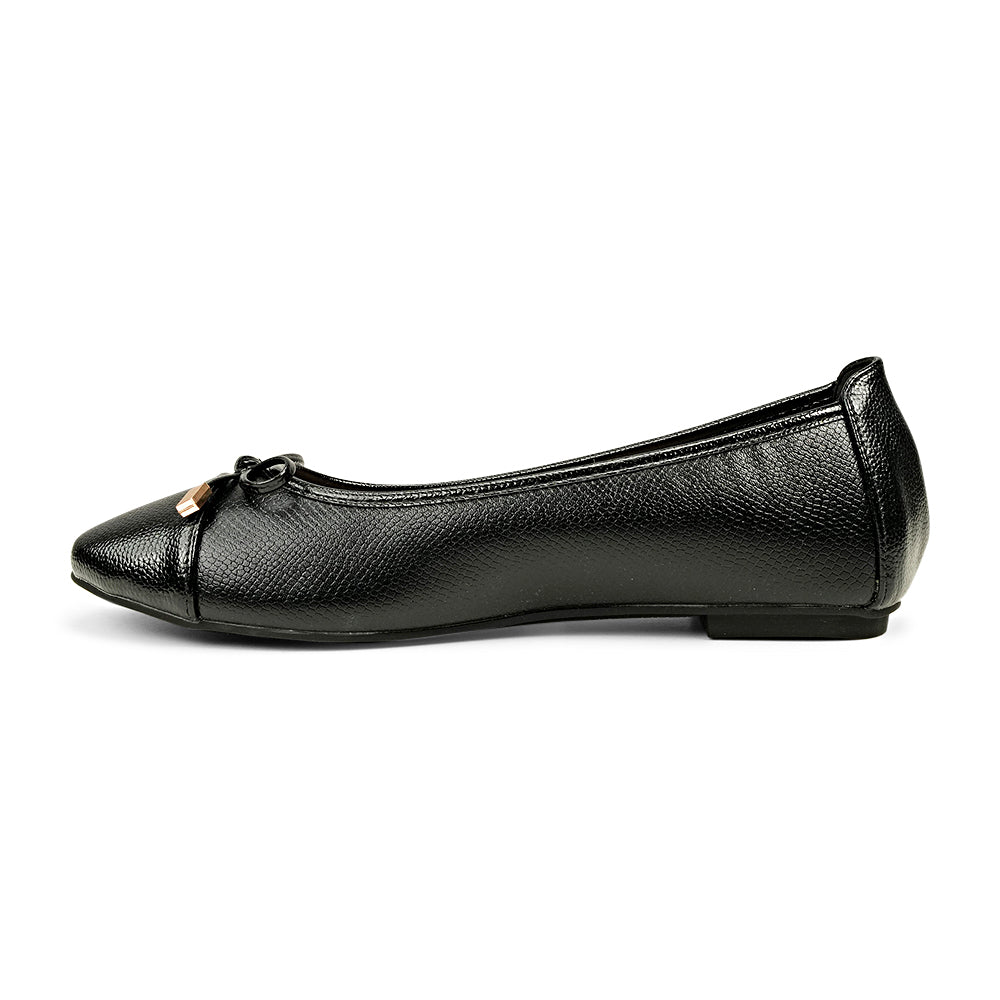 BATA (WOMEN) HELENE LADIES CLOSED BALLERINA