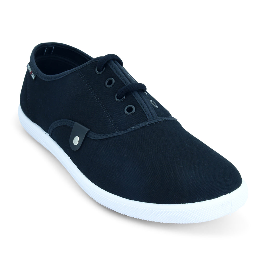 Black Casual Shoe by North Star - batabd