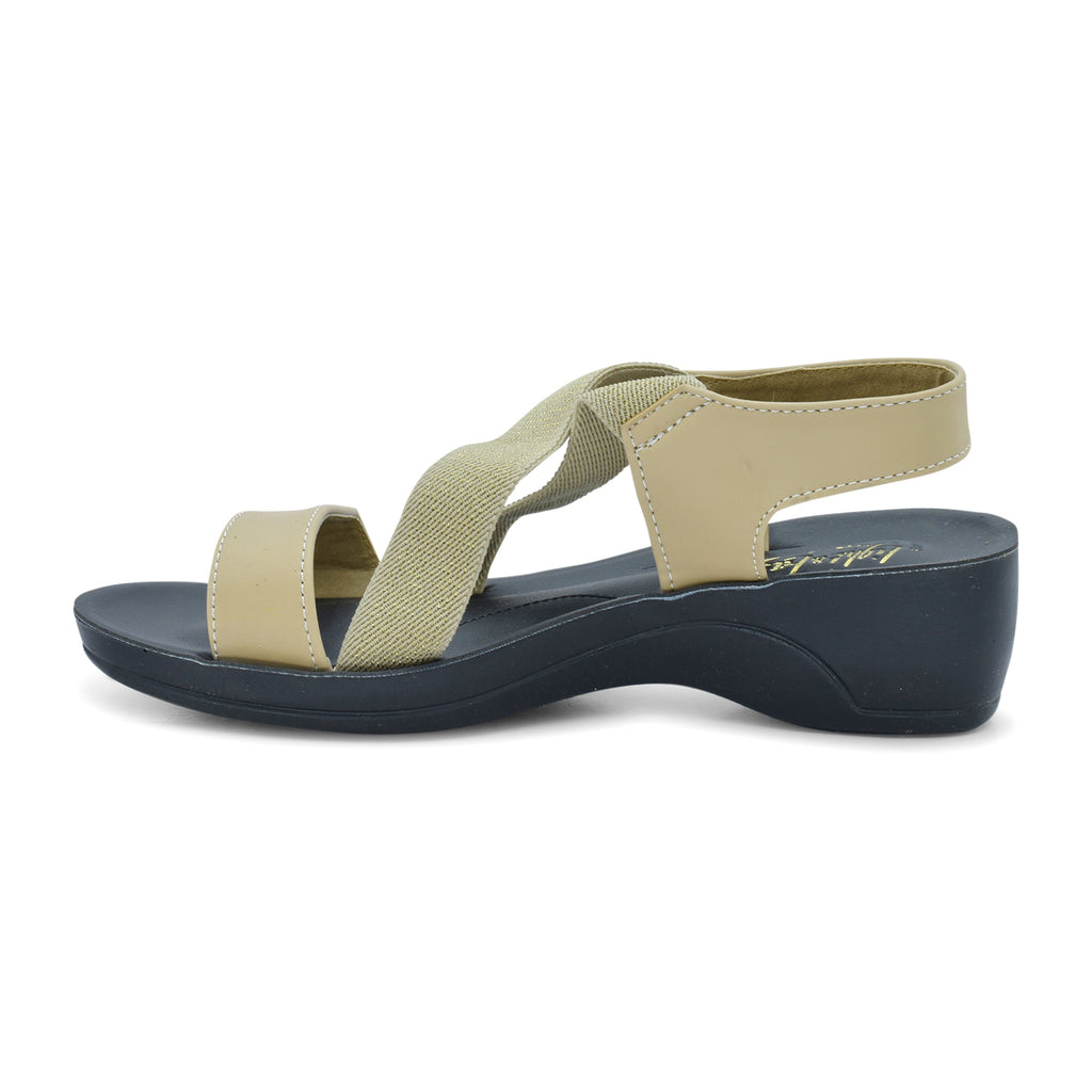 2021 Lowest Price] Paragon Solea Women Brown Flip-flops Price in India &  Specifications