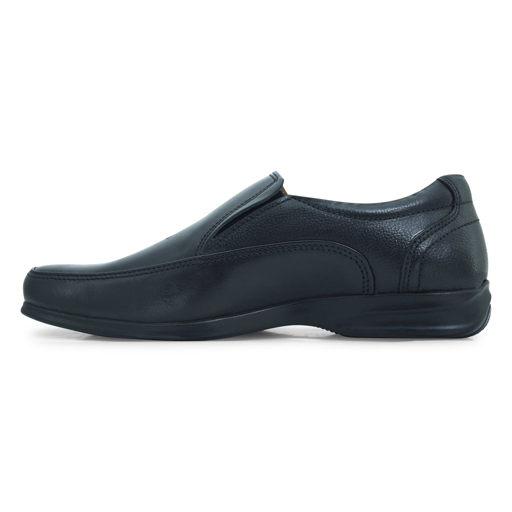 Zone Slip-on Formal Shoe in Black by Bata - batabd