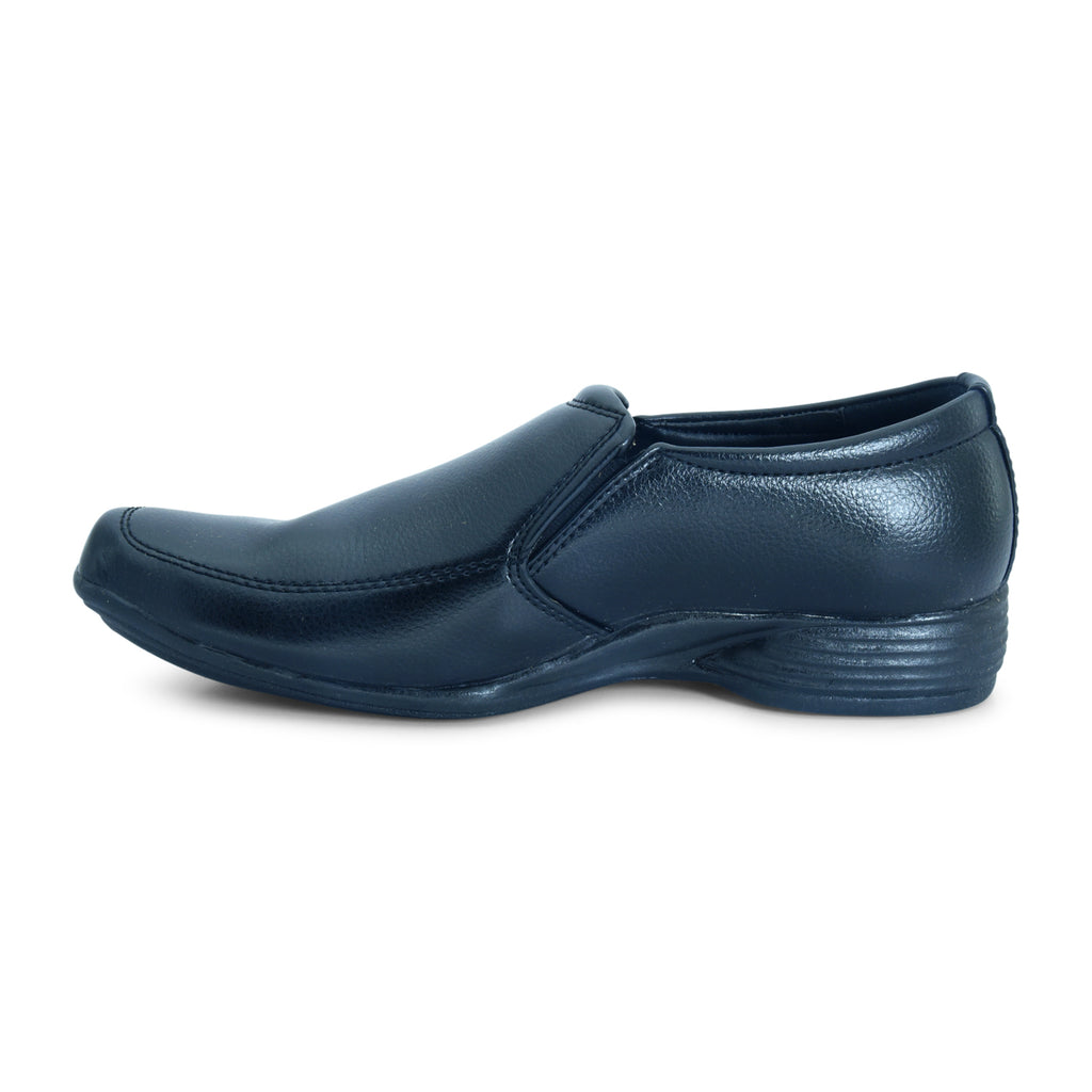 Bata Men's Slip-on Formal Shoe in Black - batabd